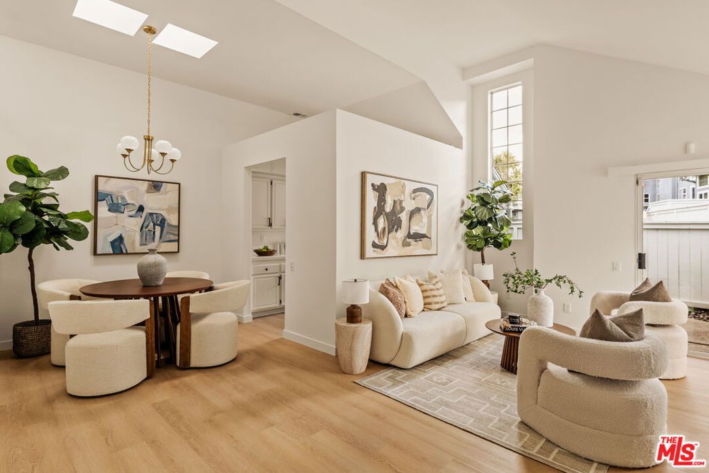 Photo of 5729 Canterbury Drive, Culver City, CA 90230 (MLS # 25621427)