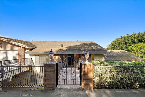 Photo of 11393 La Vereda Drive, North Tustin, CA 92705 (MLS # NP25223717)