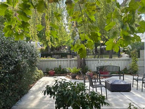 7332 7332 Stonedale Dr Pleasanton CA 94588