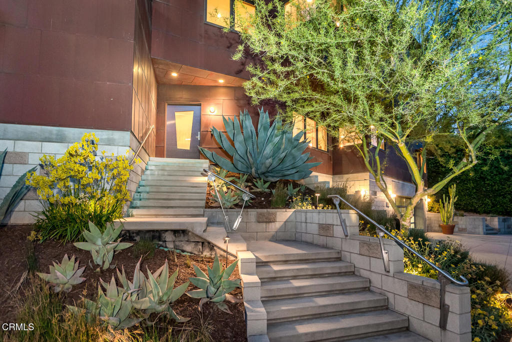 4700 Palm Drive