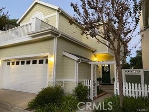 Photo of 1806 Freeport Ter, San Pedro, CA 90732 (MLS # PV25179874)