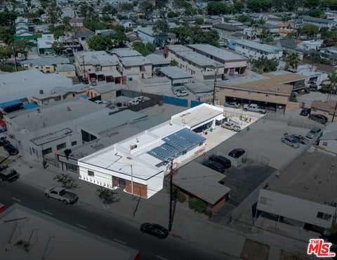 Photo of 714 Centinela Avenue, Inglewood, CA 90302 (MLS # 26993887)