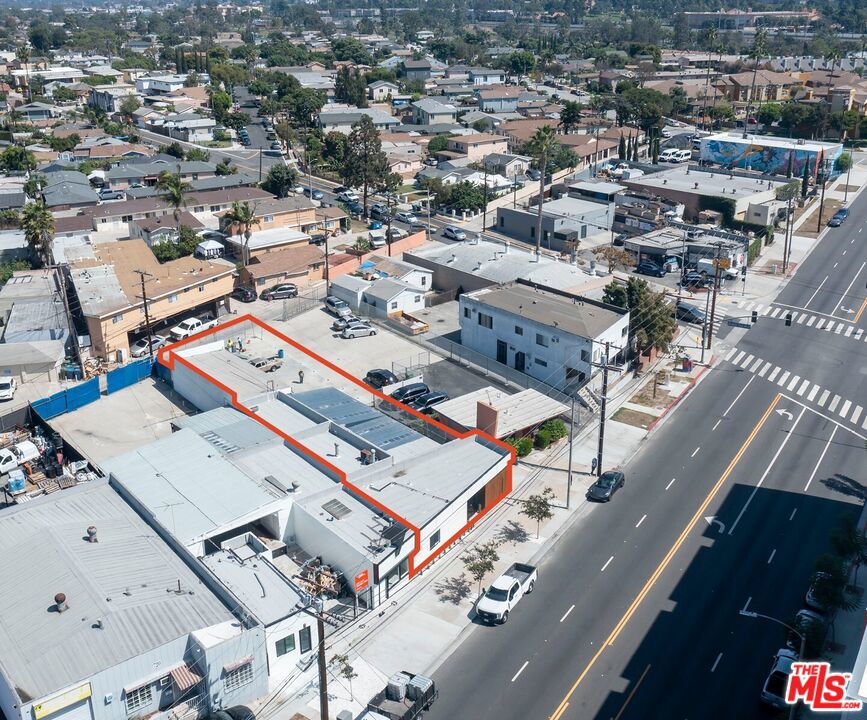 714 Centinela Avenue