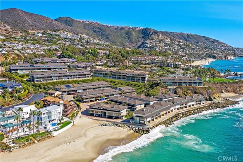 Photo of 34 Blue Lagoon, Laguna Beach, CA 92651 (MLS # LG26063218)