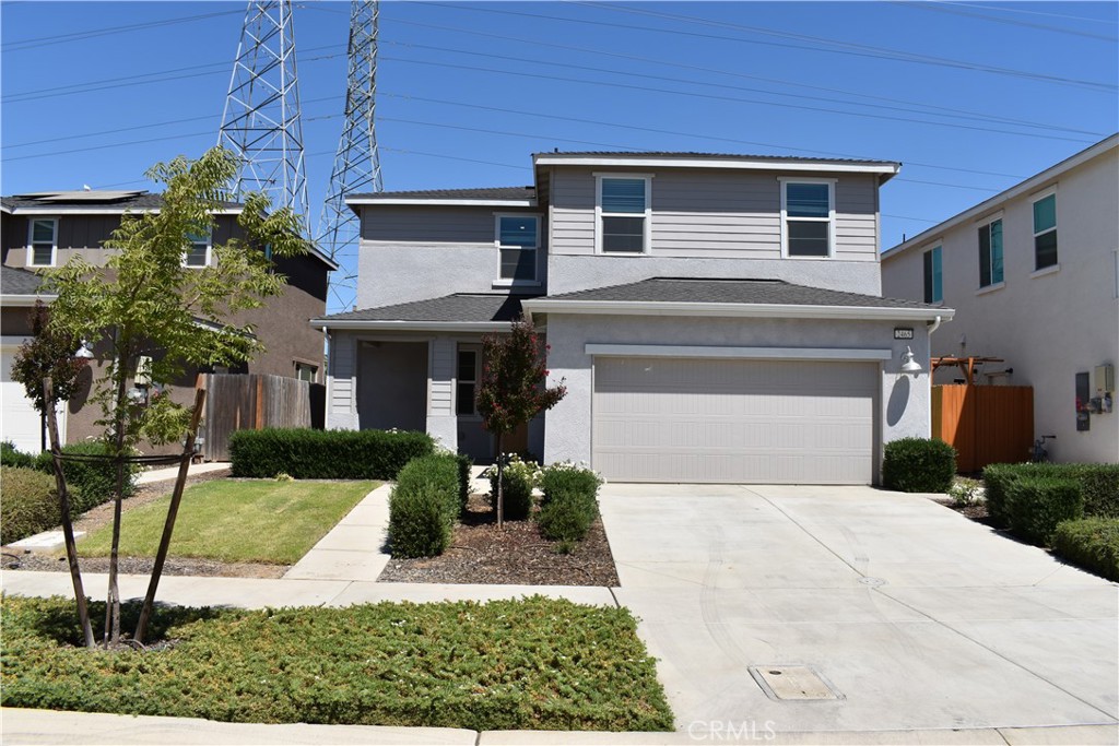 Beautiful Lennar Home Near UC Merced. Step into this freshly painted home that perfectly blends modern style with comfort. The open concept floor plan features vinyl flooring throughout the kitchen, dining, and living areas. The chef's kitchen is equipped with sleek Quartz countertops, an oversized island, a gas stovetop and pantry. Convenience meets flexibility with a full bedroom and bathroom located downstairs. Upstairs, the spacious primary suite boasts a walk-in closet, dual sinks with Quartz countertops. Three additional bedrooms share a full bathroom with double sinks, and the upstairs laundry room complete with tile flooring, storage, washer, and dryer. The home is ideally located less than 10 minutes from UC Merced, just a block away from CatTracks bus stops, and minutes from shopping centers, restaurants, and grocery stores. For recreation, a neighborhood park sits just across the street, offering play structures, basketball courts, and walking paths.