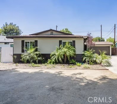 7247 Donna Ave
