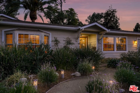 Photo of 8548 Wyngate Street, Sunland, CA 91040 (MLS # 26105079)