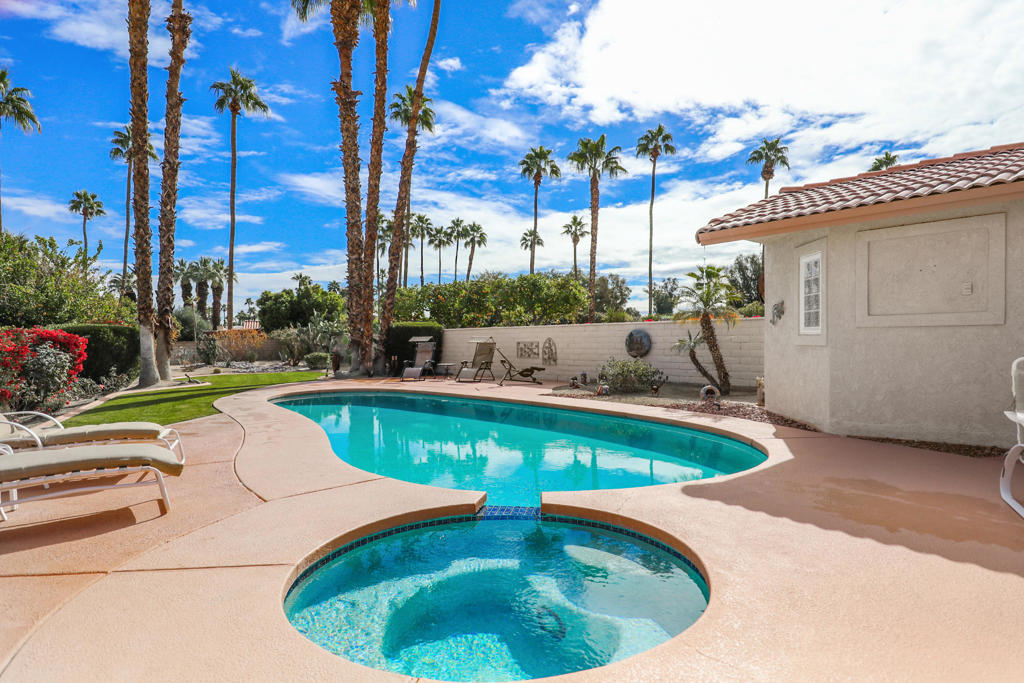 Avondale Country Clu - Residential