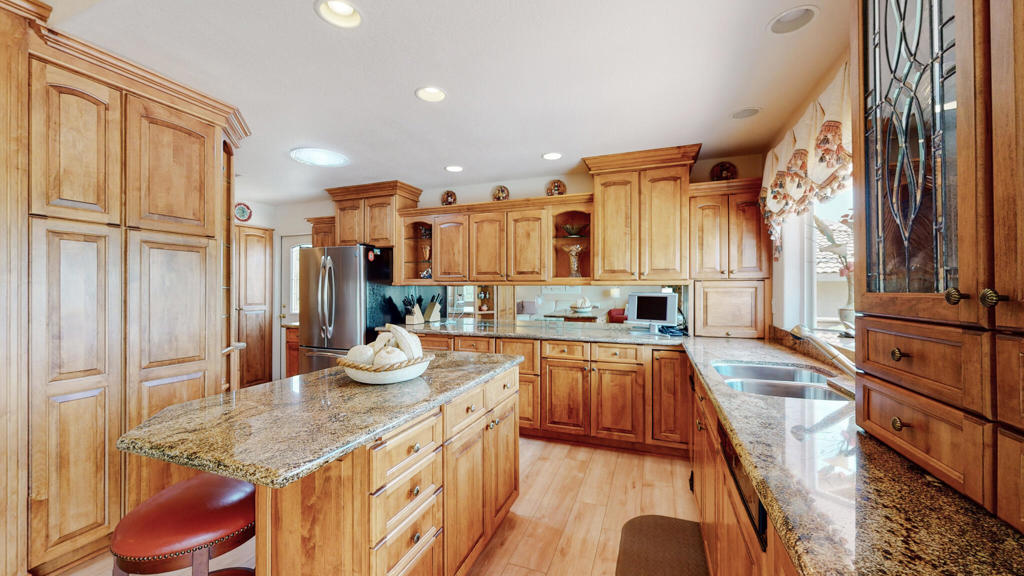 Avondale Country Clu - Residential