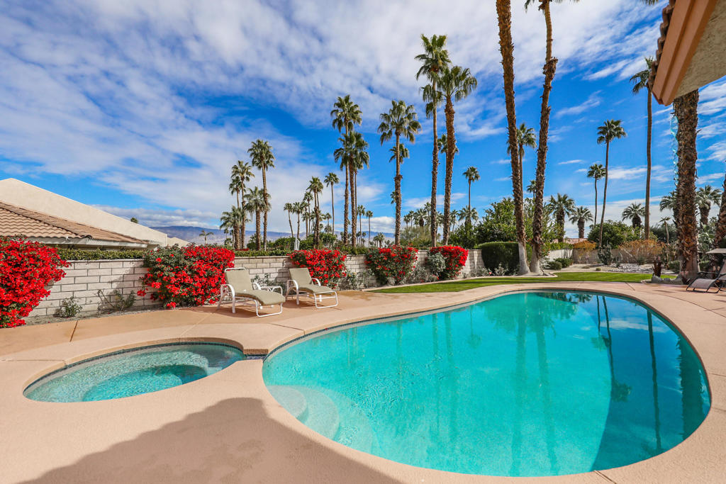 Avondale Country Clu - Residential
