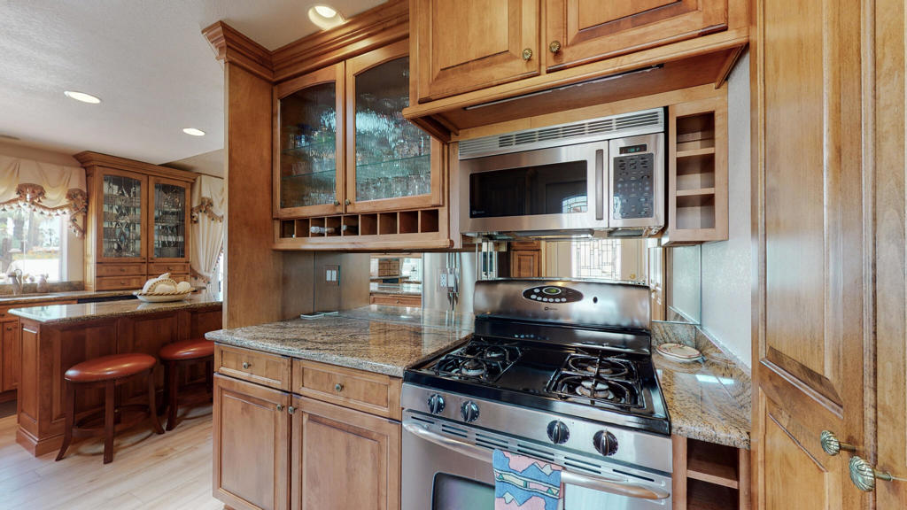 Avondale Country Clu - Residential