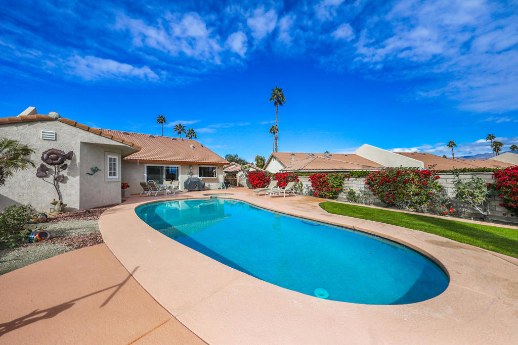 Avondale Country Clu - Residential