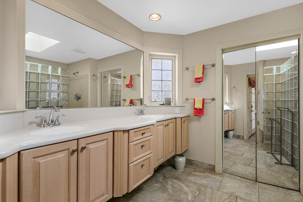 Avondale Country Clu - Residential