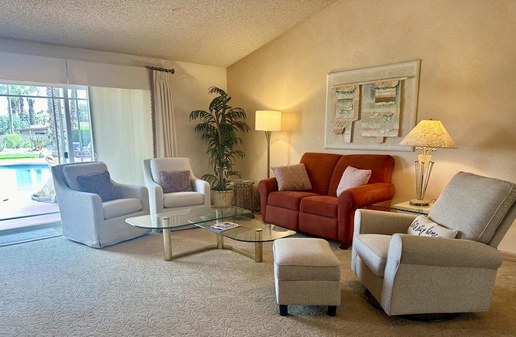 Avondale Country Clu - Residential