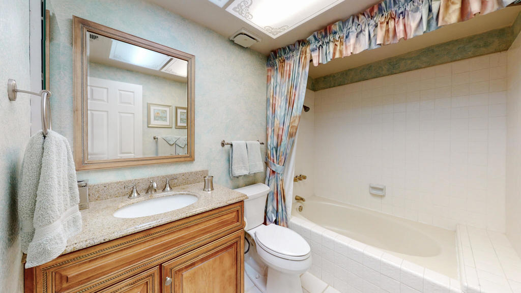 Avondale Country Clu - Residential