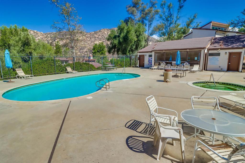 Ramona - Residential