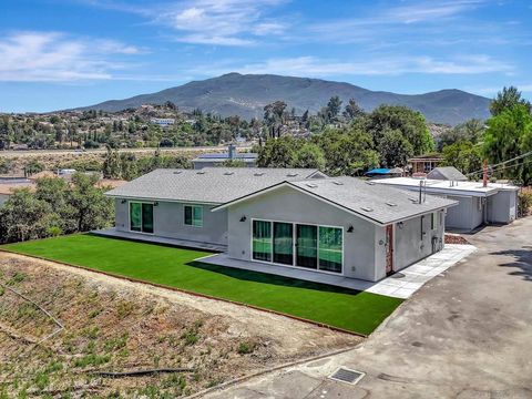 1452 Rock Terrace Alpine CA 91901