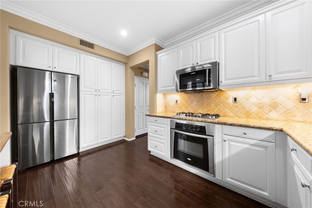 78 Keepsake, Irvine CA 92618 - Photo 18