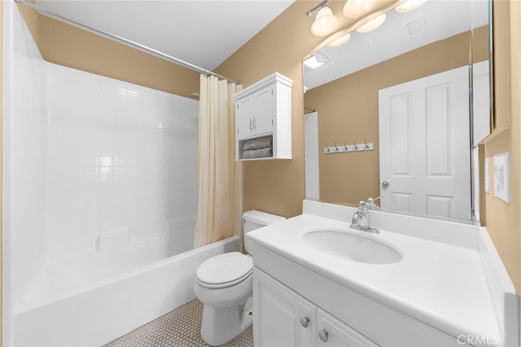 78 Keepsake, Irvine CA 92618 - Photo 32