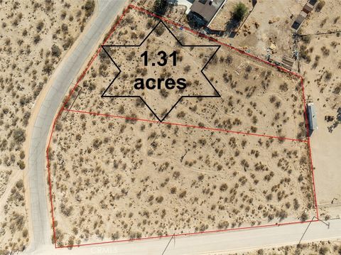 Photo of 502 Sharon, Lucerne Valley, CA 92356 (MLS # HD25032394) Photo of 502 Sharon, Lucerne Valley, CA 92356 (MLS # HD25032394)