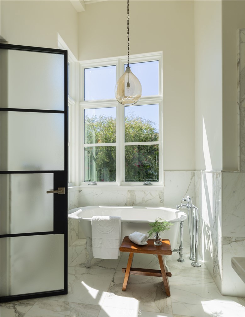 Newport Heights (NEWH) - Residential