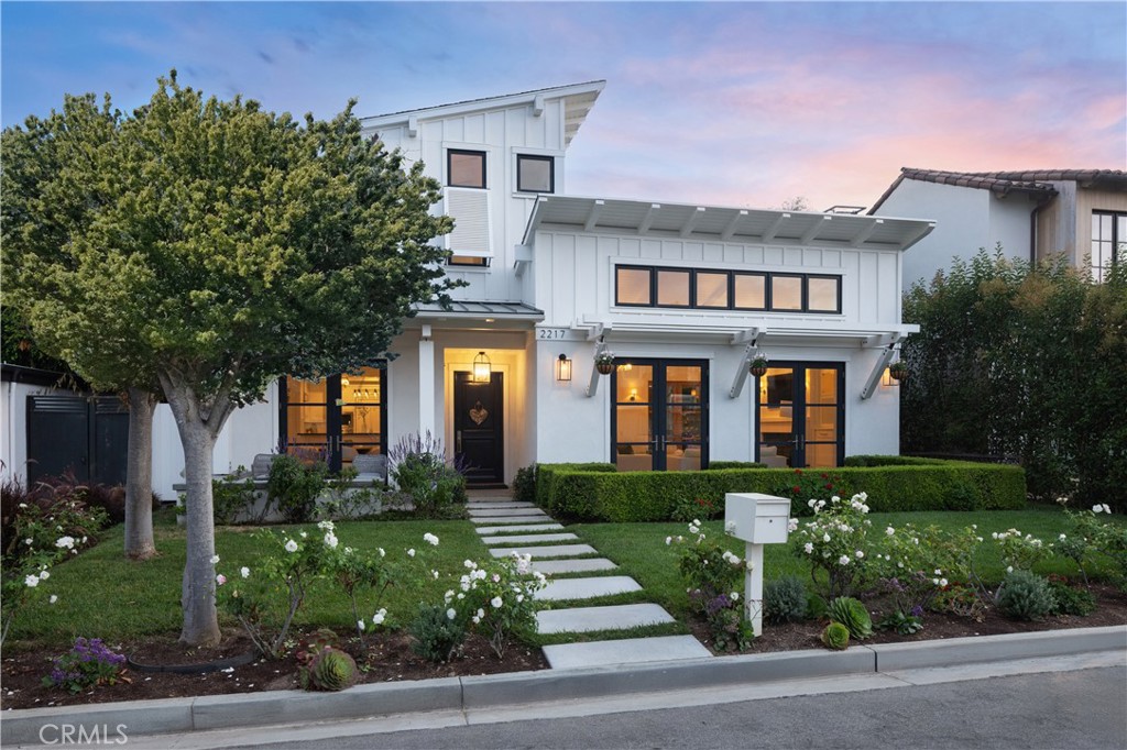 2217 Laurel Place