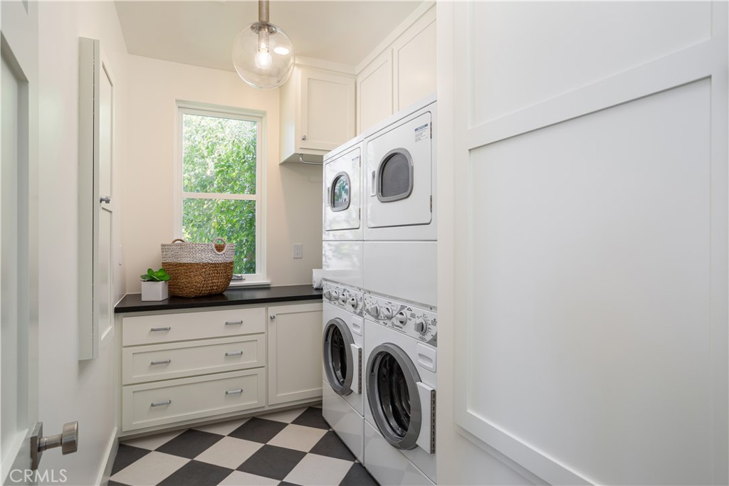 Newport Heights (NEWH) - Residential