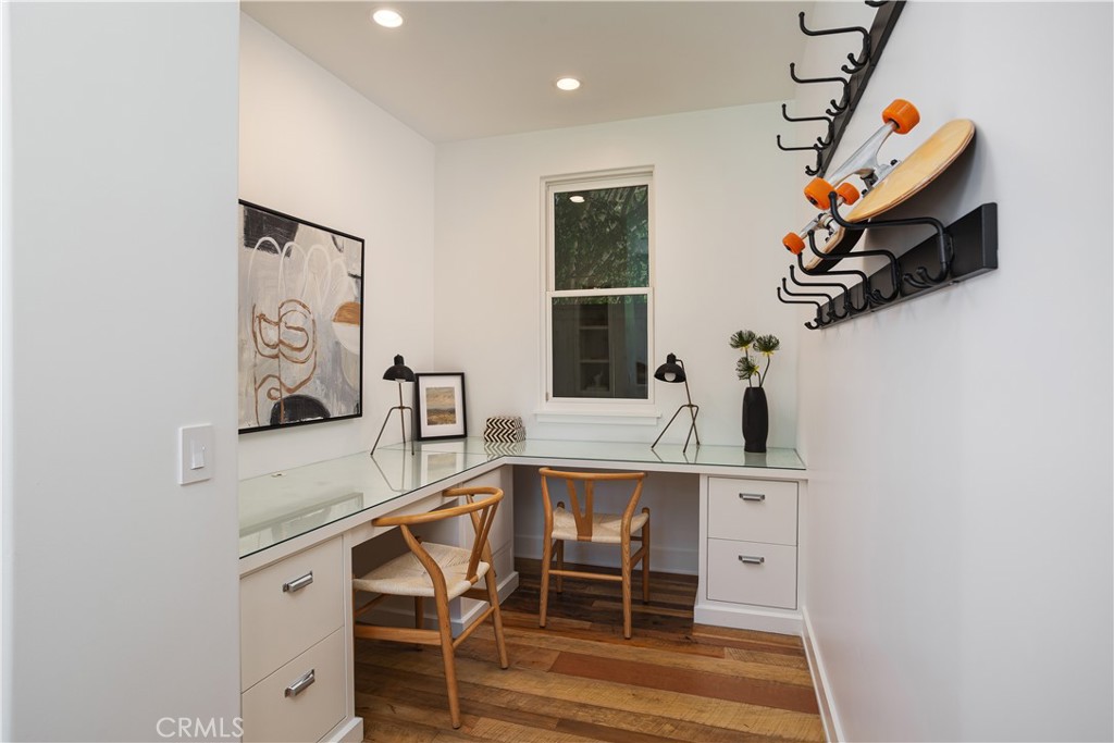 Newport Heights (NEWH) - Residential