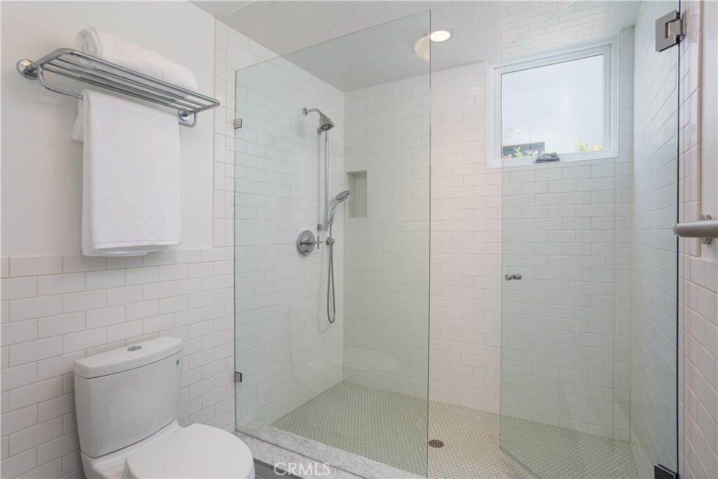 Newport Heights (NEWH) - Residential