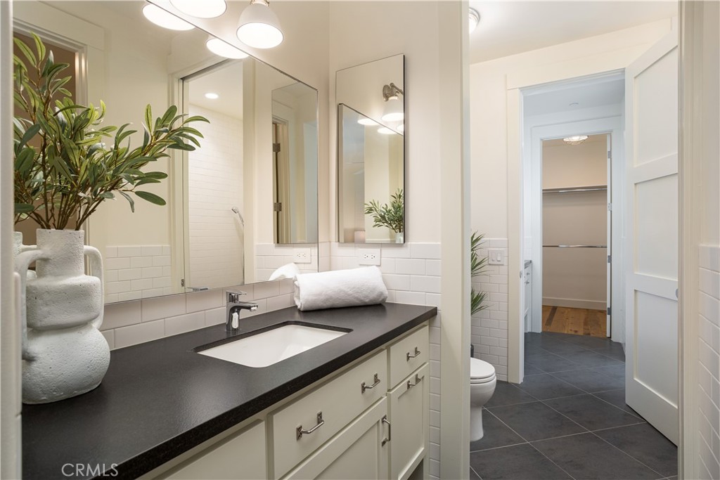 Newport Heights (NEWH) - Residential