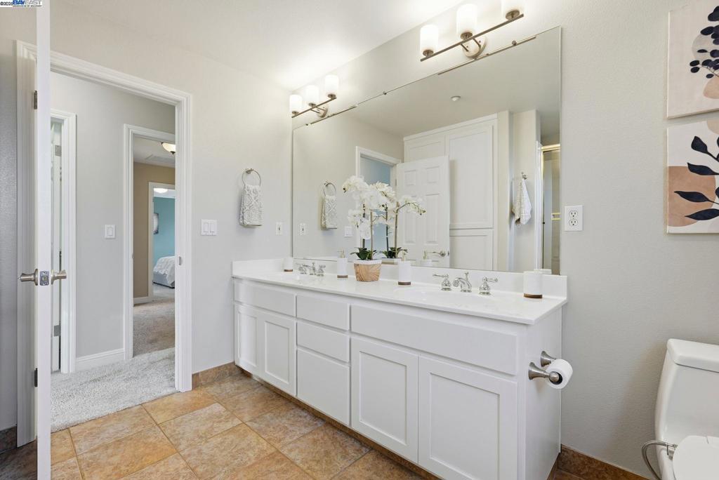 MULFORD GARDENS - Residential