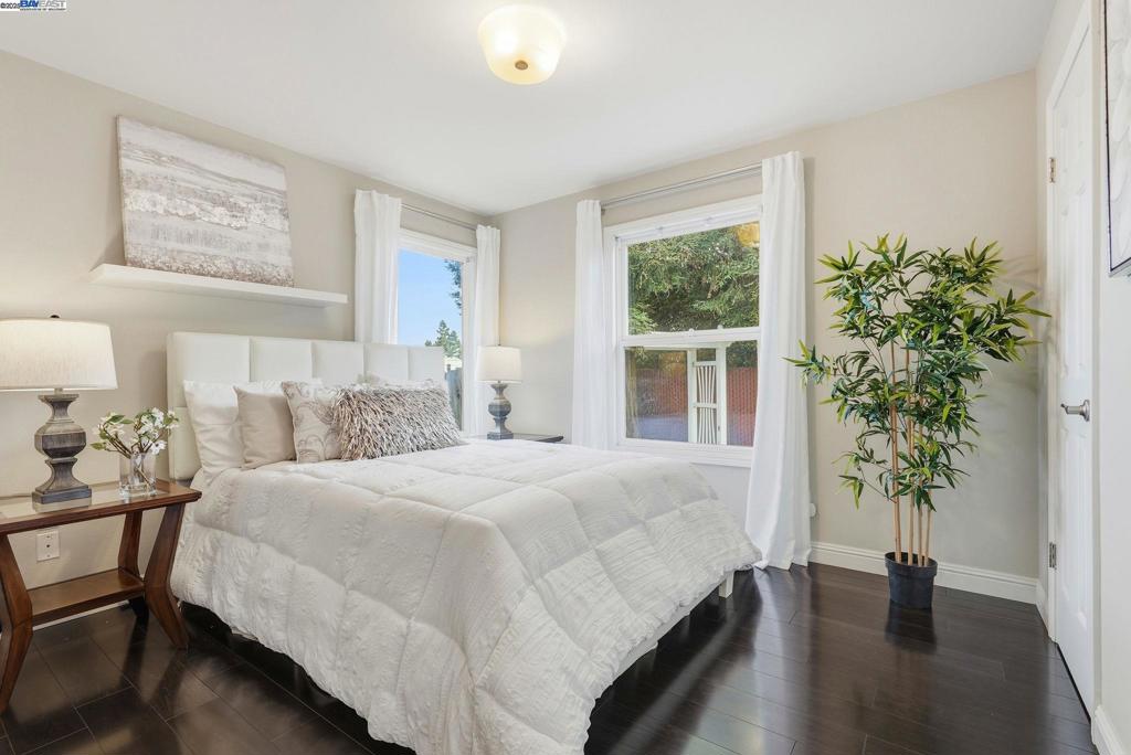 MULFORD GARDENS - Residential