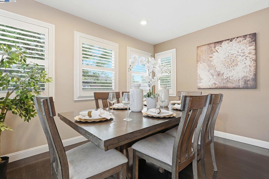 MULFORD GARDENS - Residential