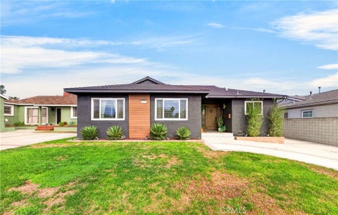 Photo of 1220 Maple AVE, Torrance, CA 90503 (MLS # SB26197628)