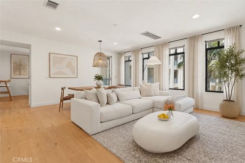 Photo of 5625 Crescent Park PARK W #207, Playa Vista, CA 90094 (MLS # SR26123699)