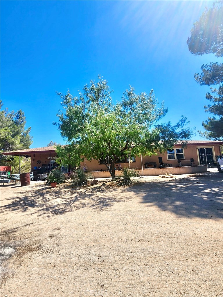 3555 E Avenue T6