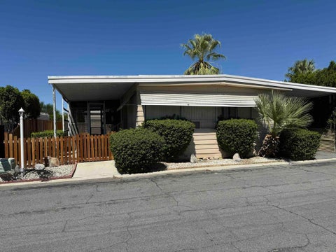 Photo of 174 Vista De Oeste, Palm Springs, CA 92264 (MLS # 219152737PS)