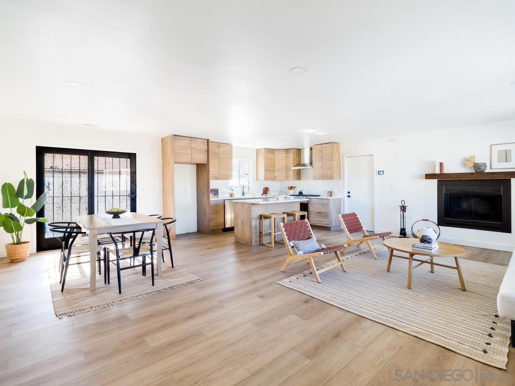 59825 Calle De Las Flores