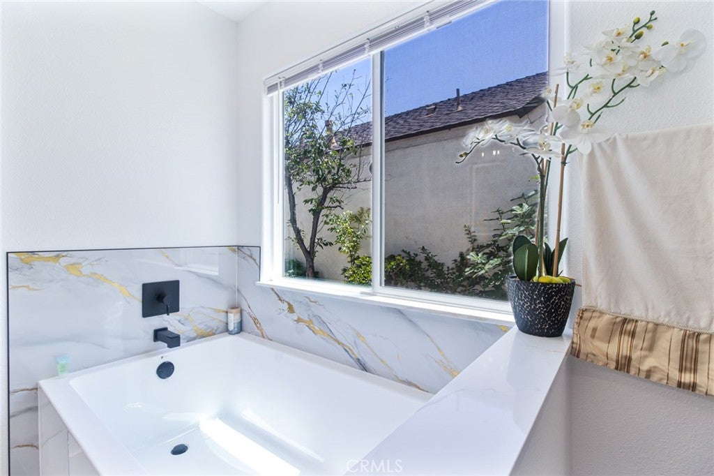 4122 Loma, Irvine CA 92604 - Photo 14