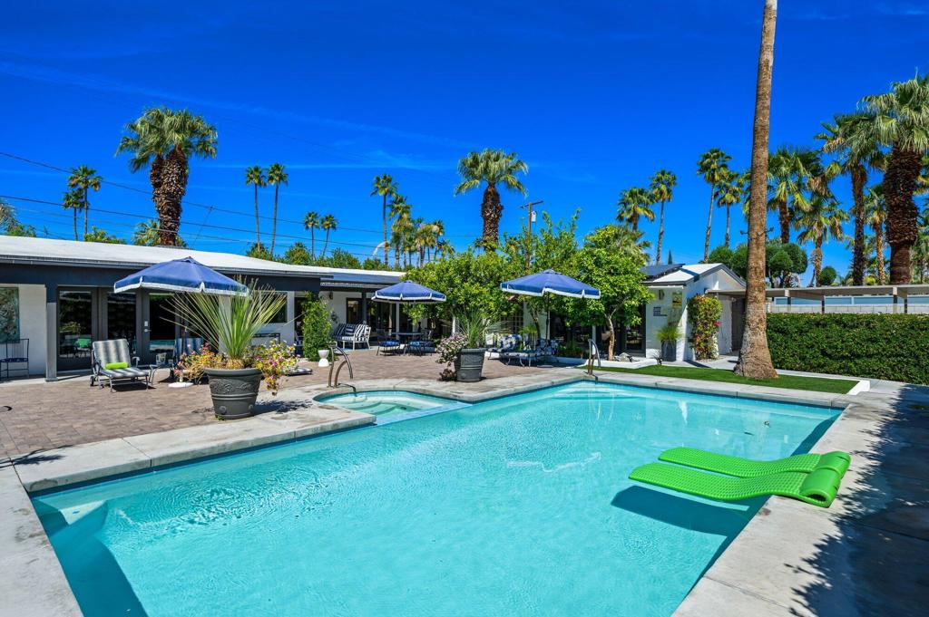 Tahquitz River Estat - Residential