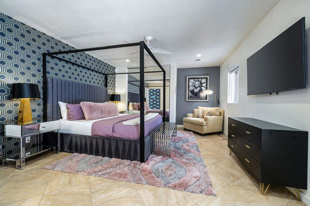 Tahquitz River Estat - Residential