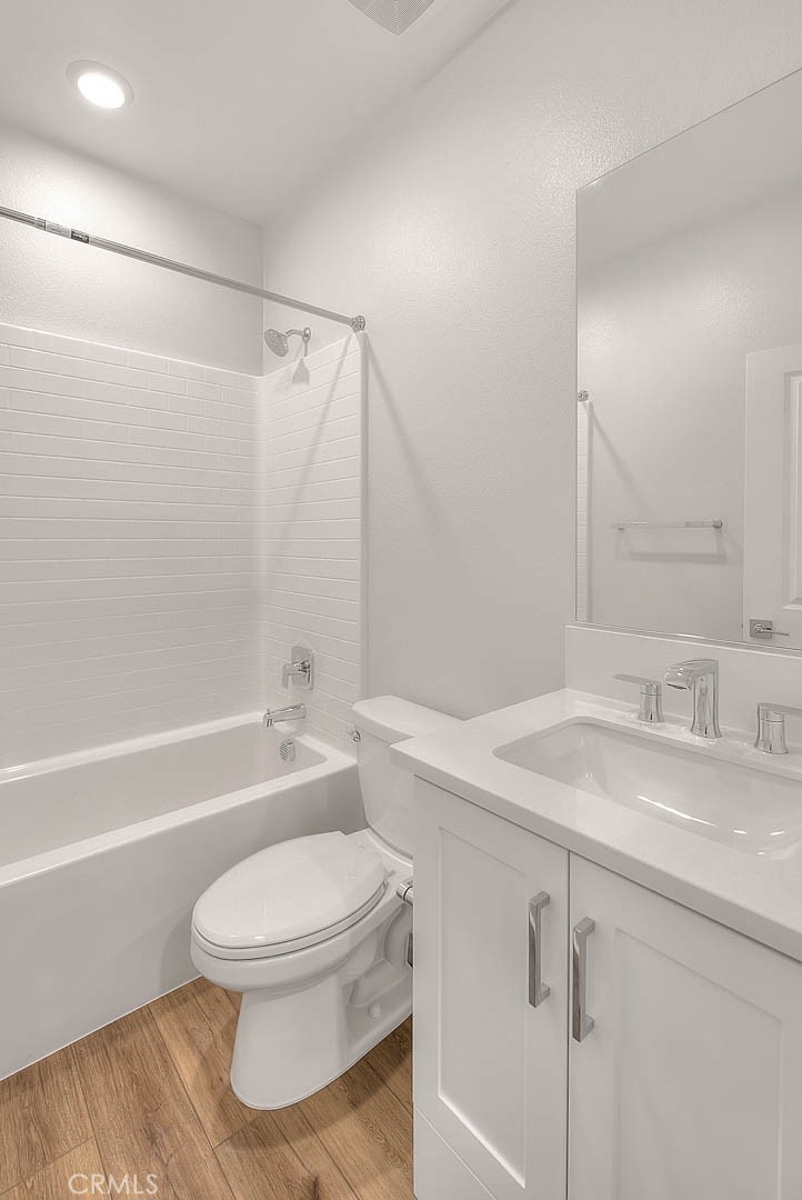 Serenity (SRNTY) - Residential Lease