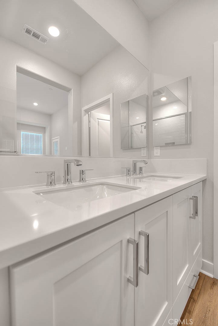 Serenity (SRNTY) - Residential Lease