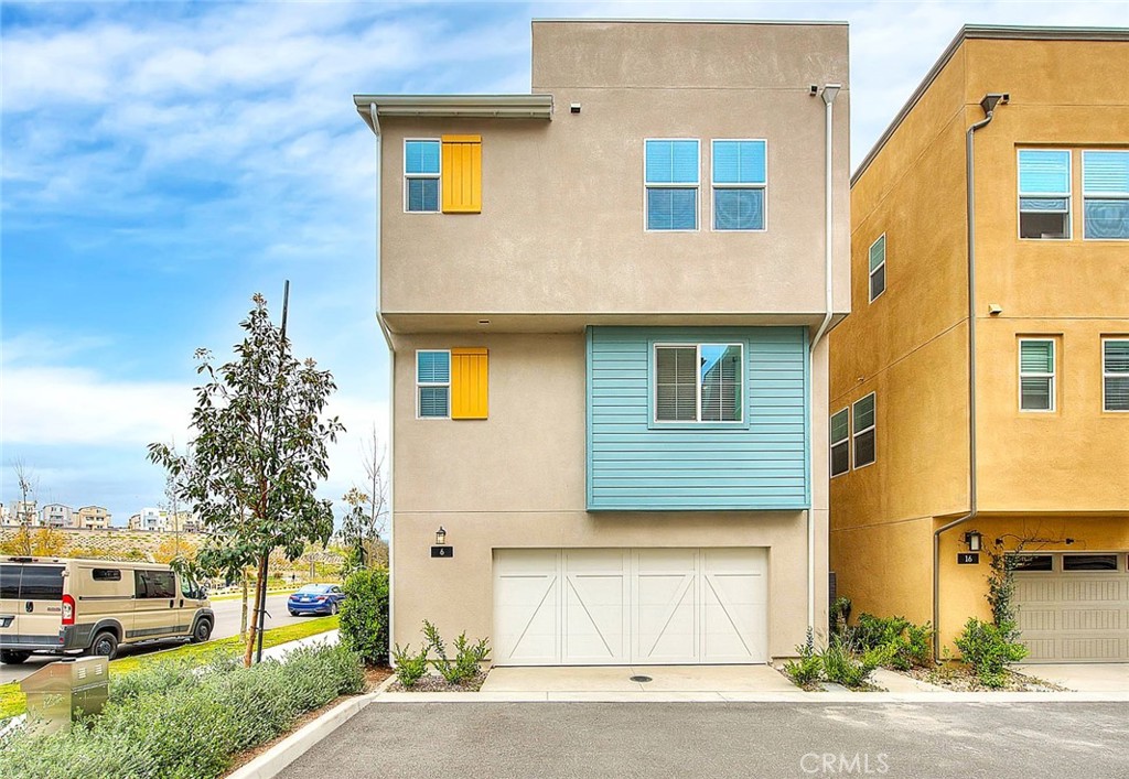 6 Crown Point Drive