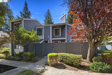 Photo of 5361 Black Ave. AVE #4, Pleasanton, CA 94566 (MLS # 41144378)