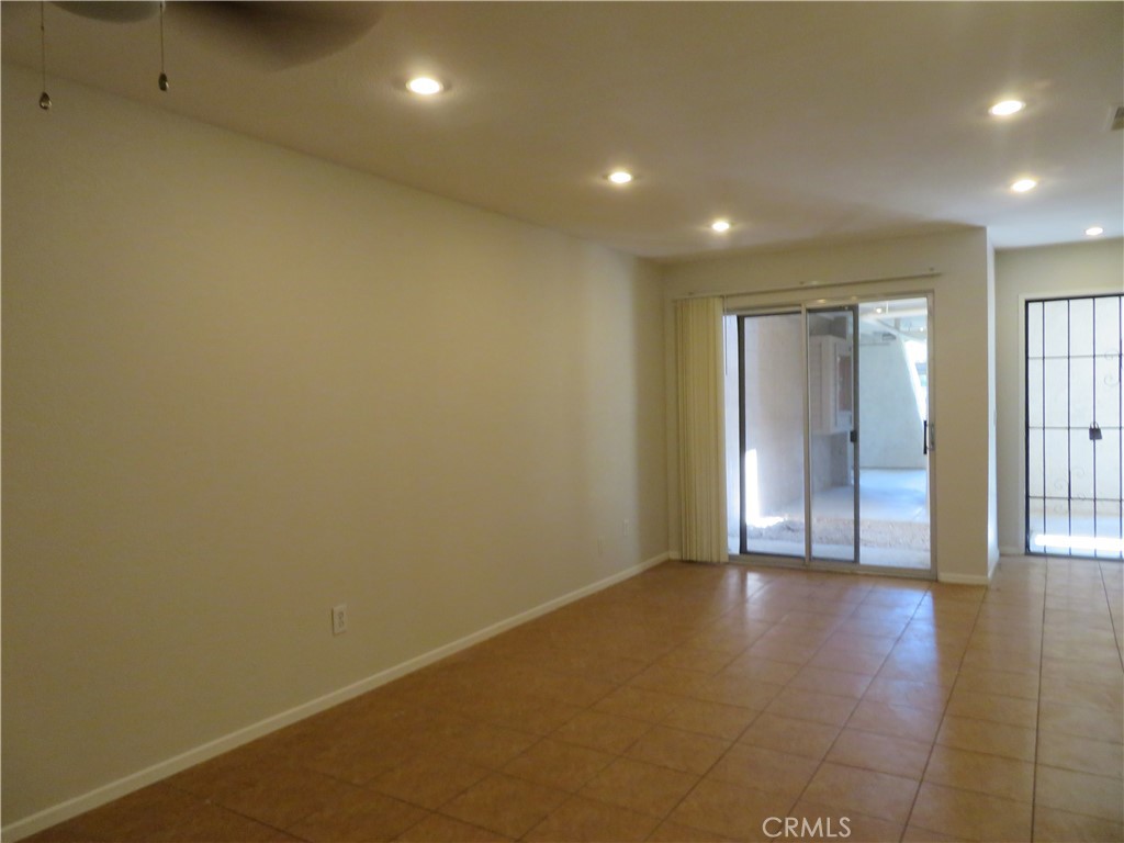 WOW!! HUGE PRICE REDUCTION! DON'T MISS OUT ON THIS GREAT OPPORTUNITY!! Charming 1-Bedroom Condo in Palm Springs with Resort-Style Amenities! Welcome to your desert retreat! This 1-bedroom, 1-bathroom condominium offers the perfect blend of comfort and convenience in the heart of Palm Springs. Located in a well-maintained community, residents enjoy access to top-tier amenities including a 3 sparkling swimming pool, tennis courts, and beautifully landscaped grounds.
Whether you’re looking for a full-time residence, vacation getaway, or investment property, this unit offers an unbeatable location close to shopping, dining, golf, and everything Palm Springs has to offer.
Don’t miss your chance to own a piece of paradise!