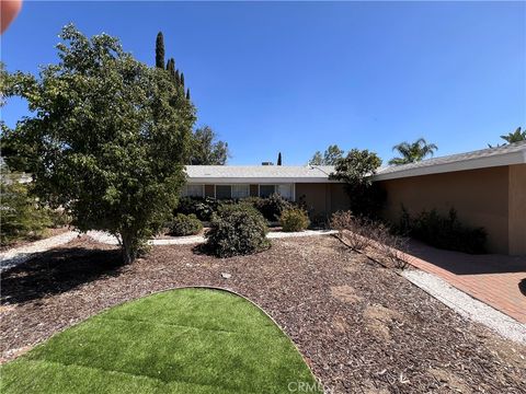 Photo of 5543 Mason, Woodland Hills, CA 91367 (MLS # SR26108989)
