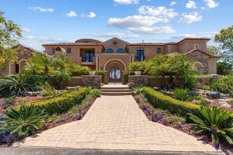 Photo of 18323 Via Ambiente, Rancho Santa Fe, CA 92067 (MLS # 260012771SD)