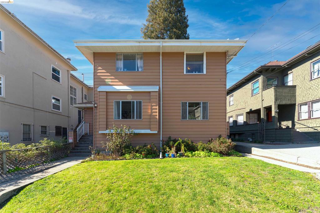 429 Euclid Ave
