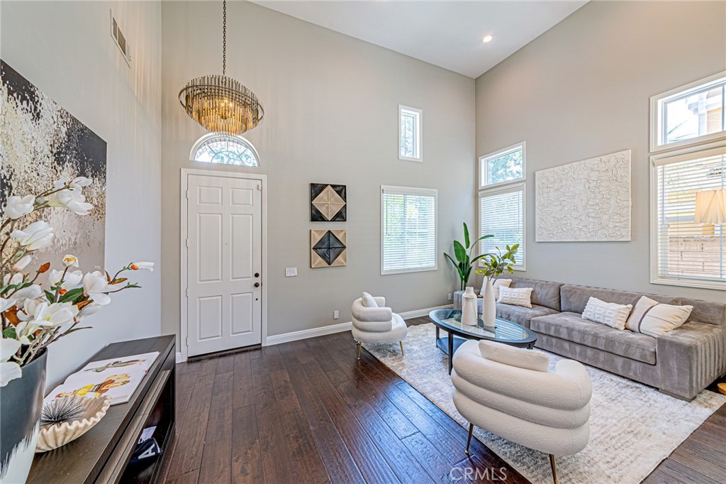 106 Lakeside Drive